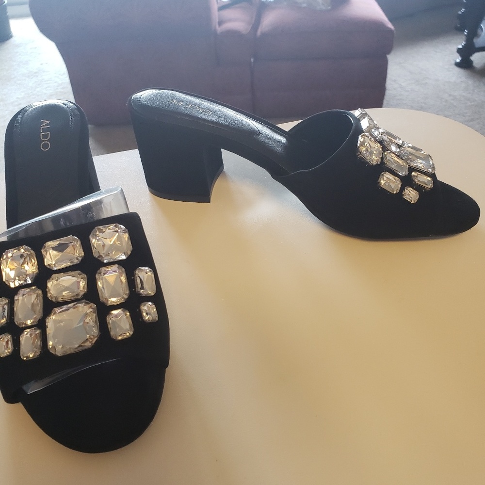 Aldo slip-on with large stones